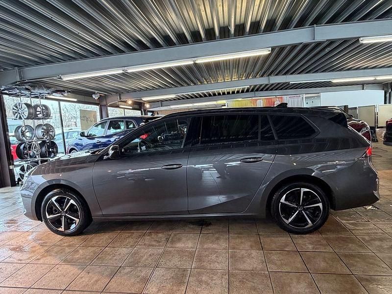Gebraucht Opel Astra GS Line 131 PS (96 kW) 2024 Grau Kombi
