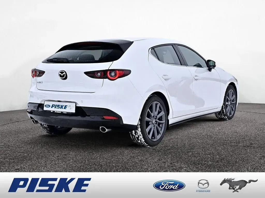 Neu Mazda 3 Center-Line 140 PS (102 kW) 2026 Weiß Limousine
