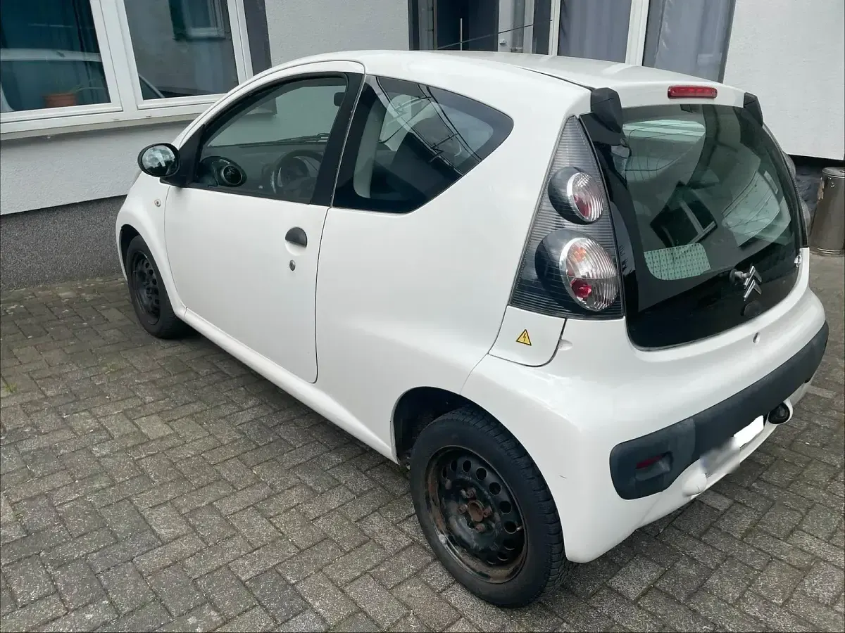 Gebraucht Citroën C1 70 PS (51 kW) 2010 Weiß Kleinwagen