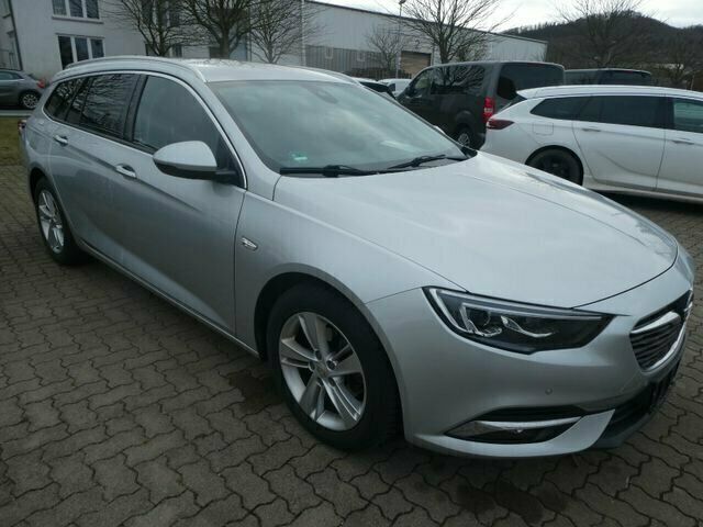Gebraucht Opel Insignia Innovation 165 PS (121 kW) 2019 Argon silber/ice silver (m2) Kombi