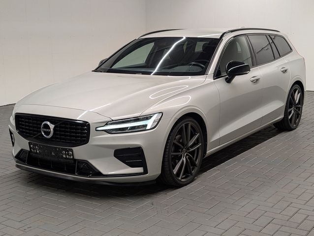 Grau (birchlightmet.) Gebraucht 2019 Volvo V60 R-Design Kombi | 26.480 € (Fairer Preis) - Bild 1/4