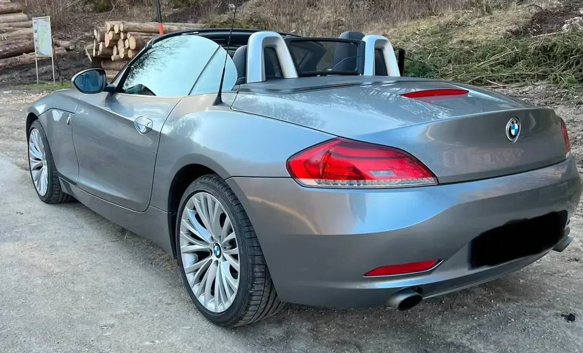 Gebraucht BMW Z4 306 PS (225 kW) 2009 Grau Cabrio
