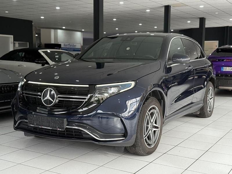 Blau Gebraucht 2021 Mercedes EQC400 AMG SUV | 32.400 € (Guter Preis) - Bild 1/4