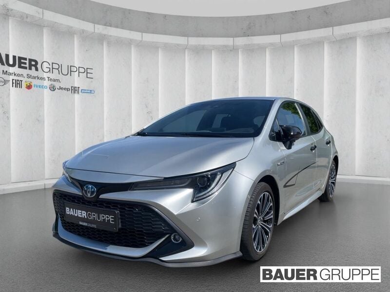 Silber Gebraucht 2019 Toyota Corolla Hybrid Club Limousine | 19.930 € (Fairer Preis) - Bild 1/4