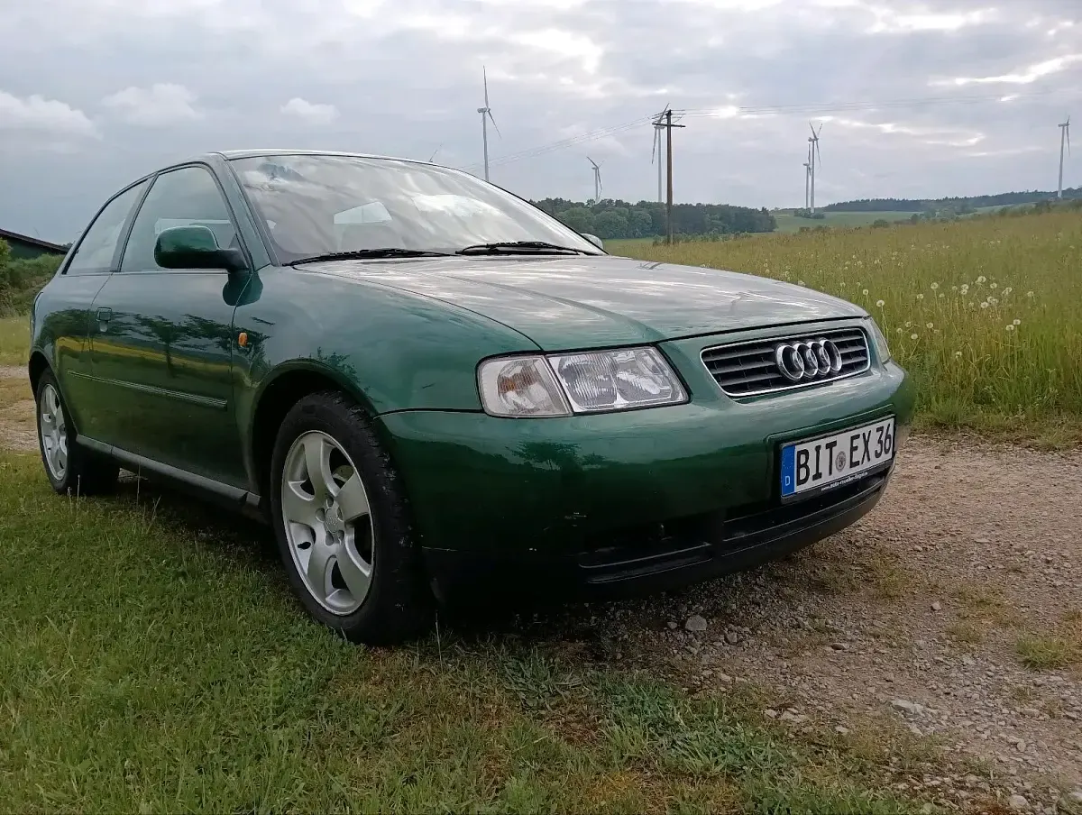 Używany Audi A3 105 KM (77 kW) 1997 Zielony Hatchback