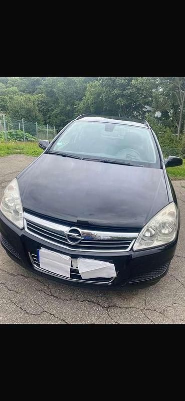 Schwarz Gebraucht 2007 Opel Astra Edition Kombi | 1.100 € (Guter Preis) - Bild 1/4