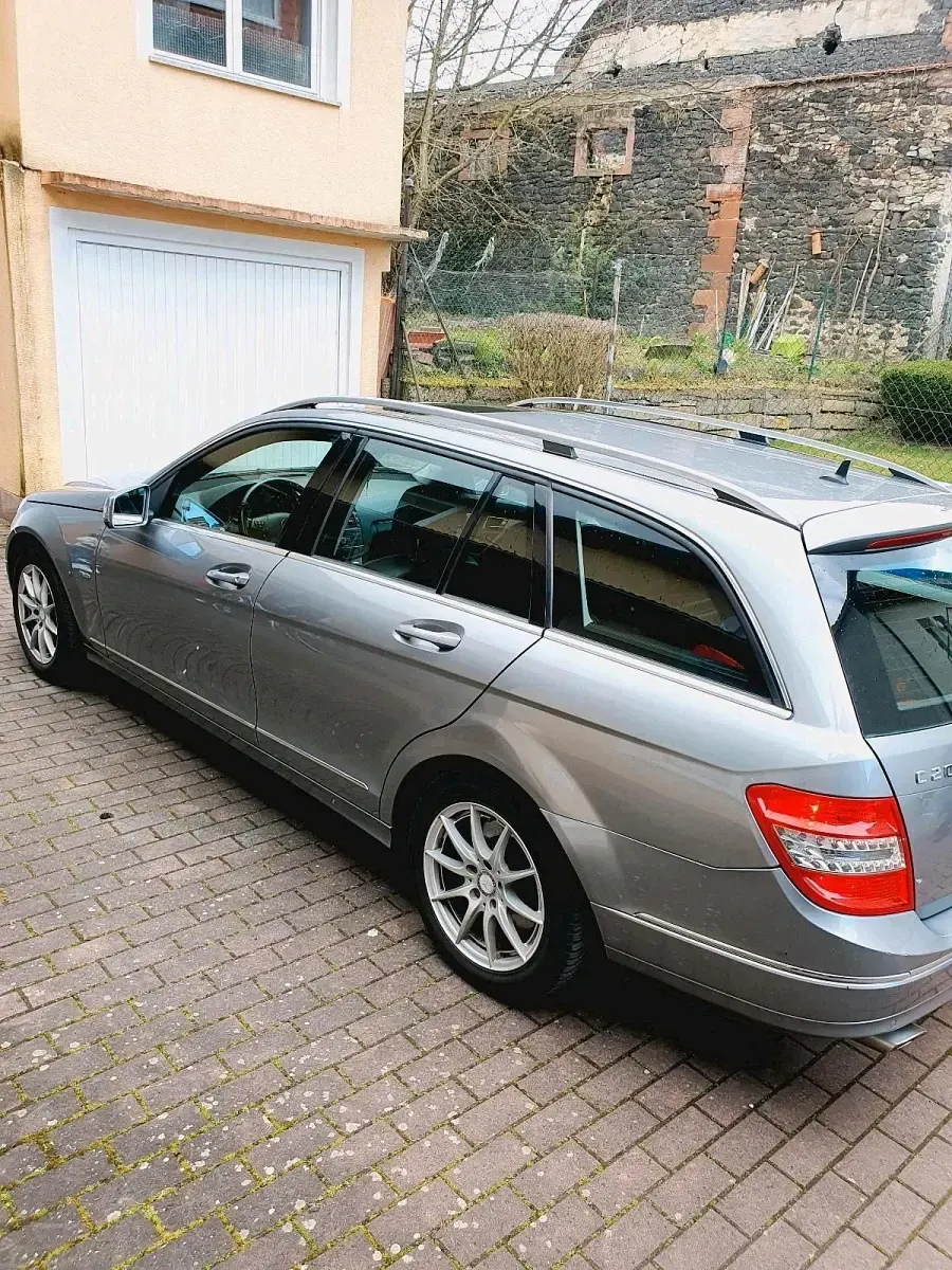 Second-hand Mercedes C200 184 CP (135 kW) 2011 Gri Break