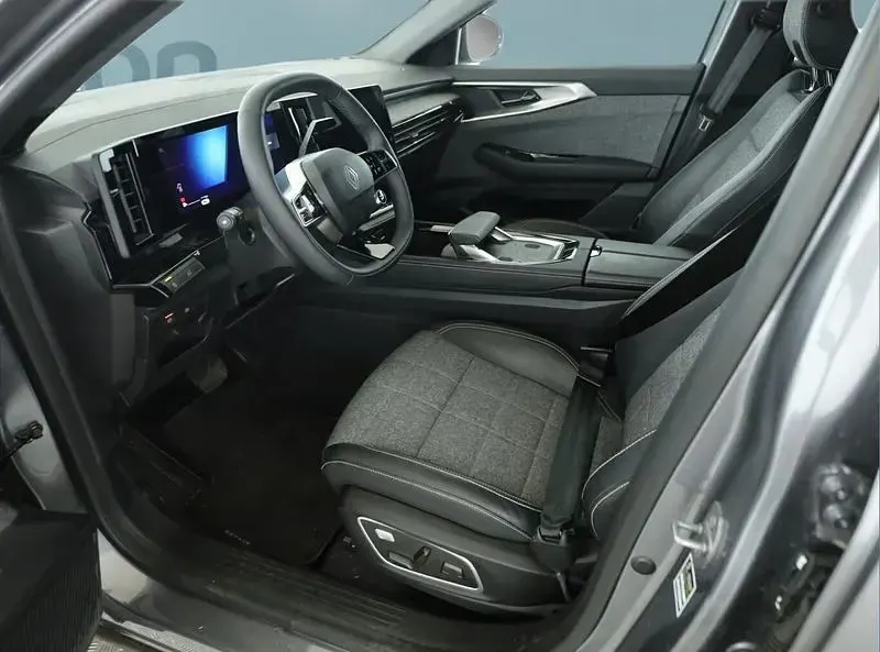 Gebraucht Renault Espace Techno 200 PS (147 kW) 2024 Grau SUV