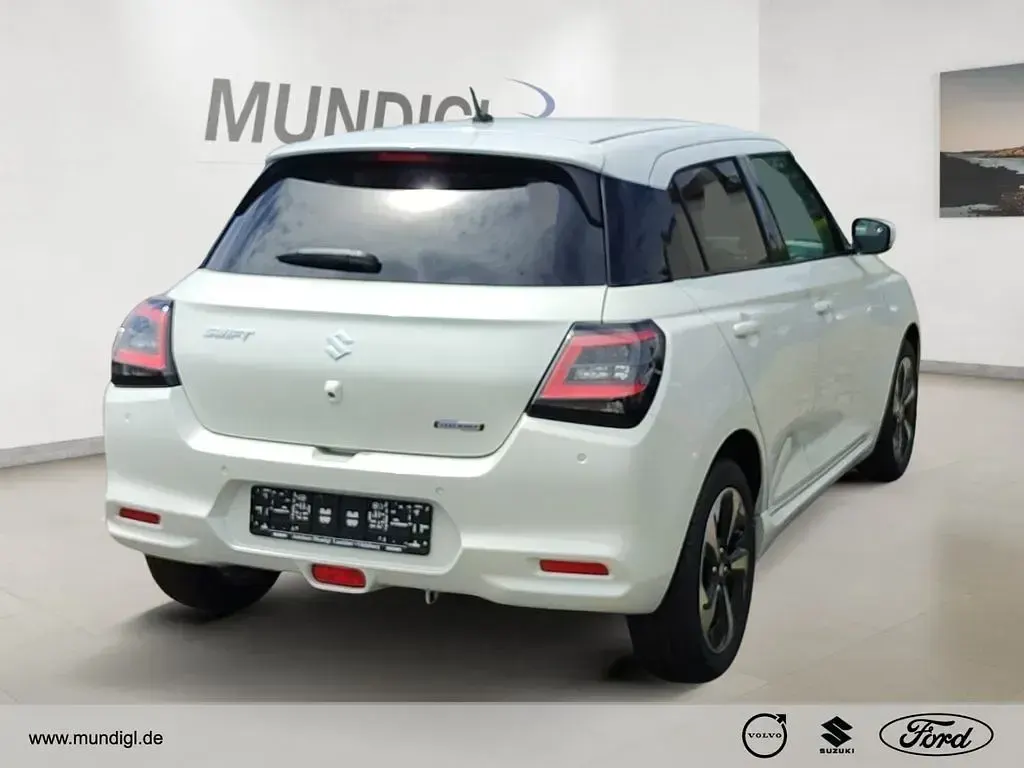 Gebraucht Suzuki Swift Comfort+ 82 PS (60 kW) 2026 Weiss Kleinwagen