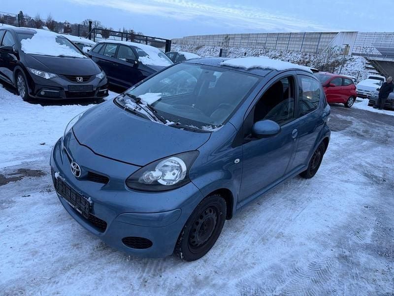 Blau Gebraucht 2009 Toyota Aygo Cool Kleinwagen | 1.700 € (Fairer Preis) - Bild 1/4