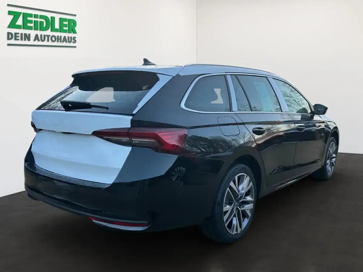 Gebraucht Skoda Octavia 150 PS (110 kW) 2026 Blackmagic perleffekt Kombi