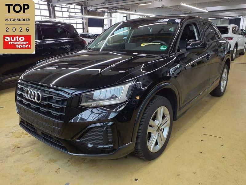 Mythosschwarz Gebraucht 2023 Audi Q2 Advanced SUV | 23.480 € (Fairer Preis) - Bild 1/4