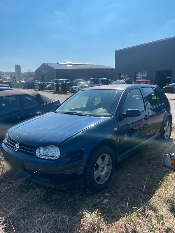 Gebraucht VW Golf IV 75 PS (55 kW) 2002 Blau Limousine