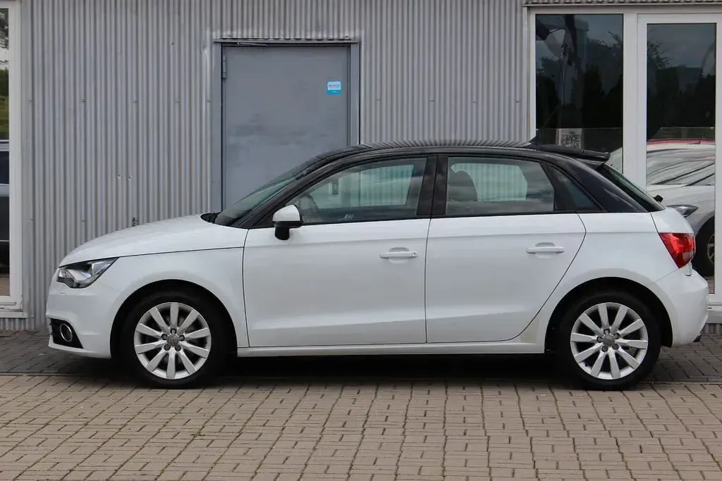 Gebraucht Audi A1 Sportback Ambition 122 PS (89 kW) 2014 Weiß Kleinwagen
