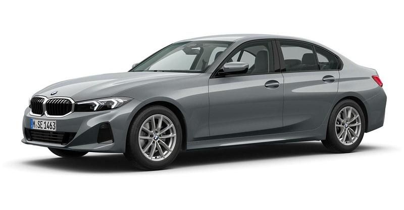 Grau Gebraucht 2024 BMW 318 Shadowline Limousine | 31.769 € (Superpreis) - Bild 1/4