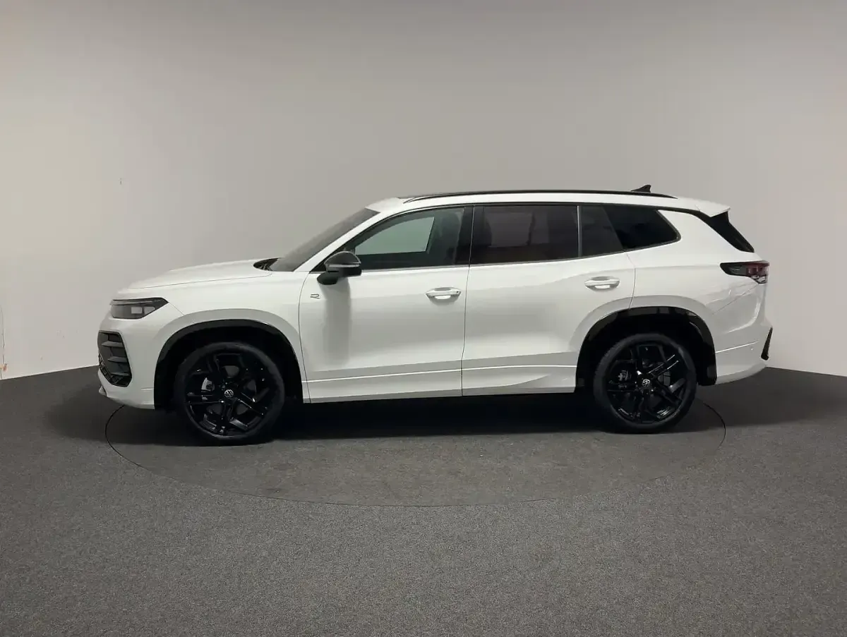 Neu VW Tayron R-line 193 PS (141 kW) 2026 Weiß SUV