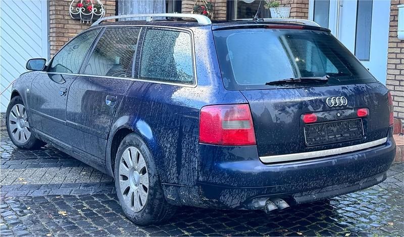 Blau Gebraucht 2004 Audi A6 Kombi | 1.100 € (Superpreis) - Bild 1/3