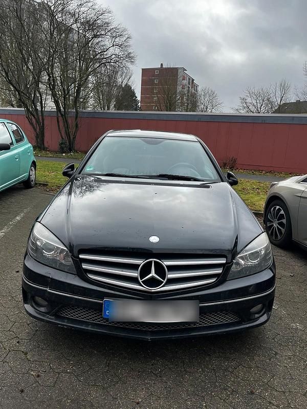 Gebraucht Mercedes CLC180 143 PS (105 kW) 2010 Schwarz Kleinwagen