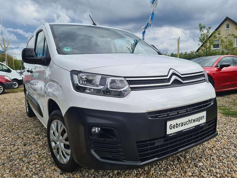 Weiß Gebraucht 2022 Citroën Berlingo Van / Kleinbus | 10.950 € (Guter Preis) - Bild 1/4