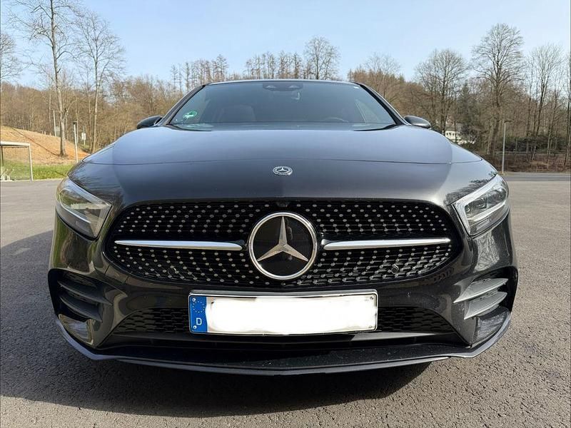 Gebraucht Mercedes A220 190 PS (139 kW) 2019 Schwarz Limousine