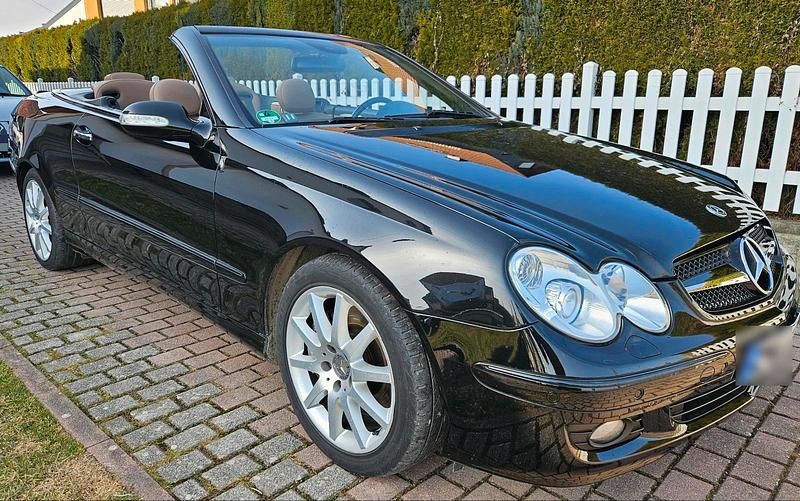 Gebraucht Mercedes CLK350 272 PS (200 kW) 2005 Schwarz Cabrio