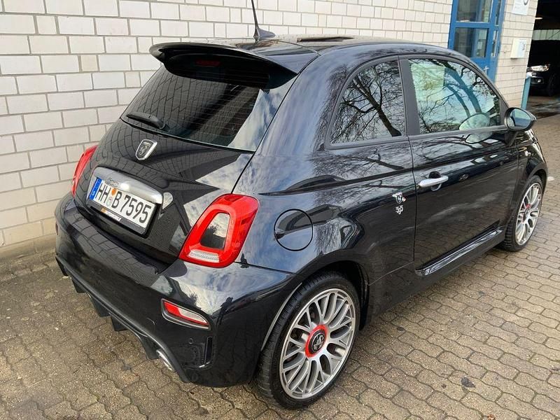 Usado Abarth 595 145 HP (106 kW) 2017 Preto Citadino