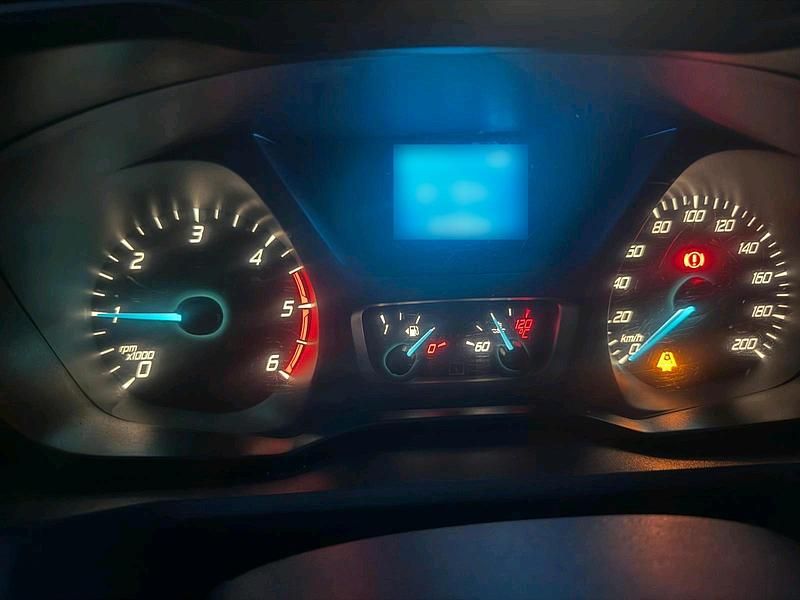 Second-hand Ford Transit 2015 Alb Monovolum