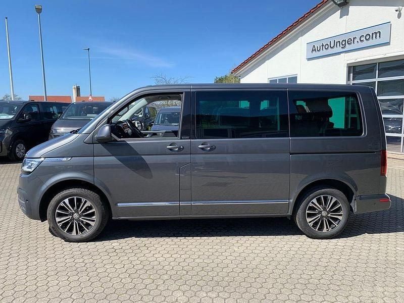 Gebraucht VW Multivan 150 PS (110 kW) 2021 Grau Van / Kleinbus