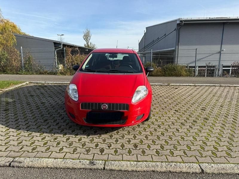 Rot Gebraucht 2009 Fiat Punto Kleinwagen | 2.600 € - Bild 1/4