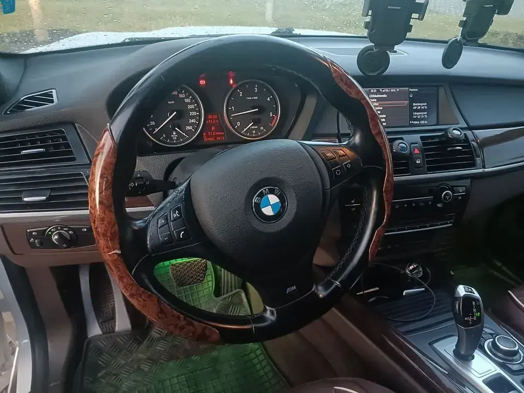 Gebraucht BMW X5 306 PS (225 kW) 2010 Weiß SUV