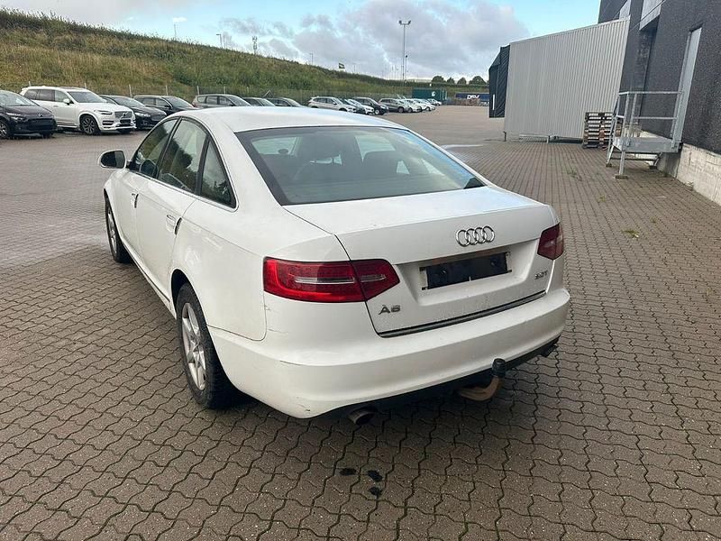 Gebraucht Audi A6 170 PS (125 kW) 2009 Weiß Limousine