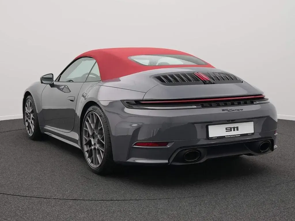 Gebraucht Porsche 911 Carrera Cabriolet 394 PS (289 kW) 2025 Grau Cabrio