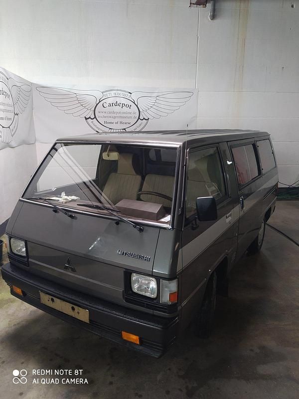 Gebraucht Mitsubishi L 62 PS (45 kW) 1985 Grau Van / Kleinbus