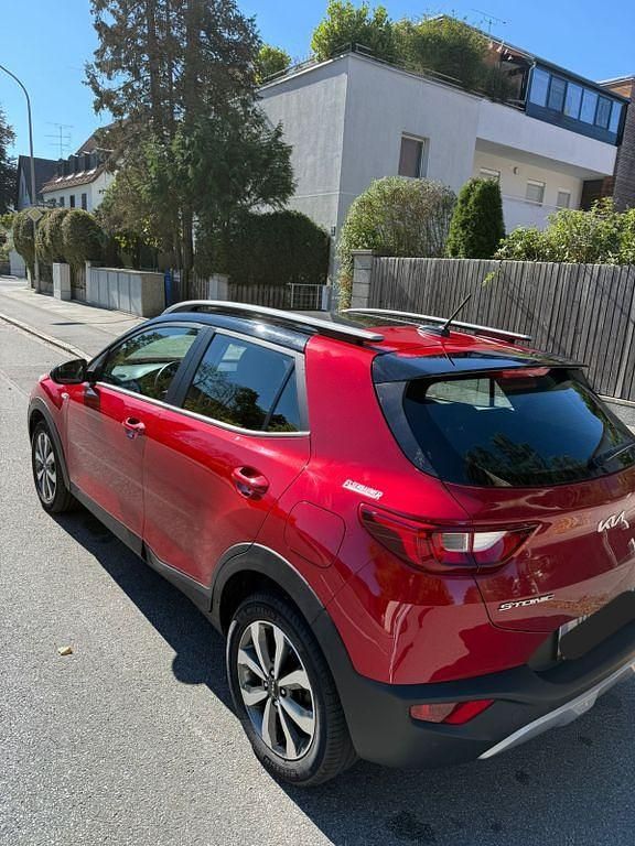 Gebraucht Kia Stonic 99 PS (72 kW) 2021 Rot SUV