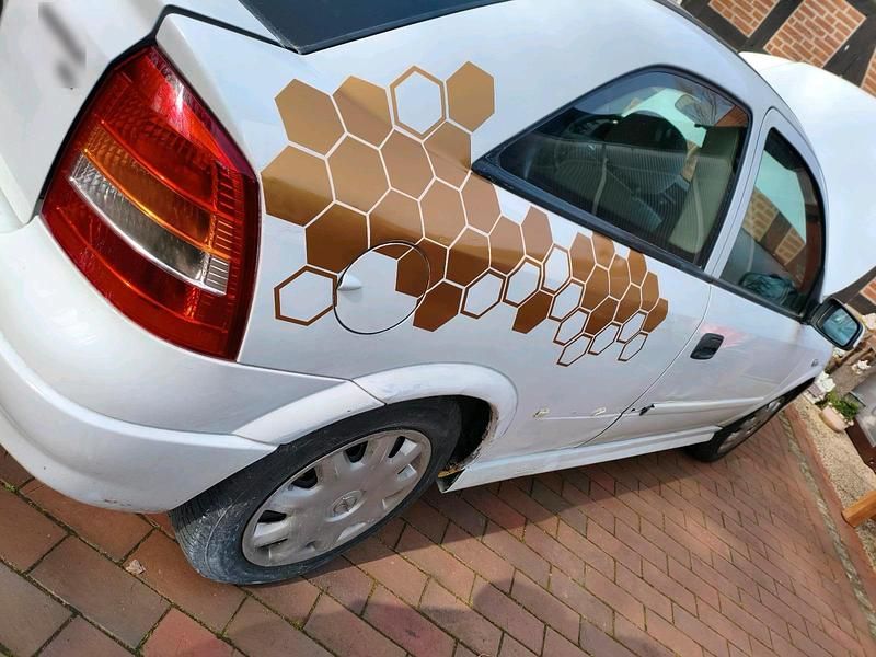 Usata Opel Astra 75 CV (55 kW) 2000 Bianco Coupé