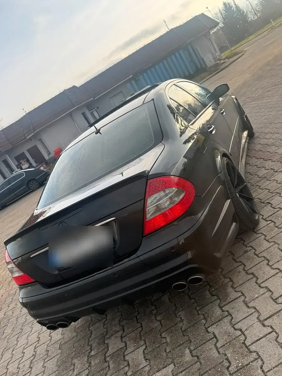 Gebraucht Mercedes E500 308 PS (226 kW) 2004 Schwarz Limousine