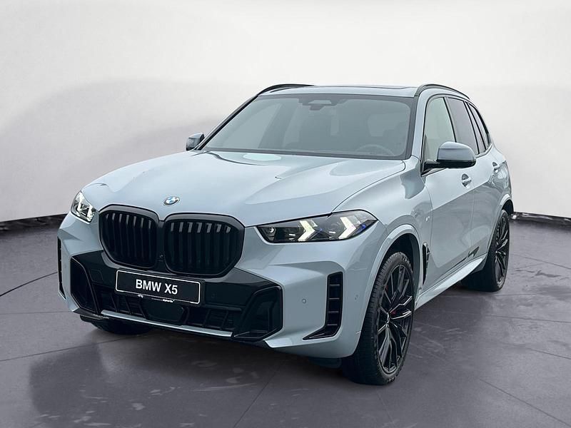 Neu BMW X5 298 PS (219 kW) 2025 Grau SUV