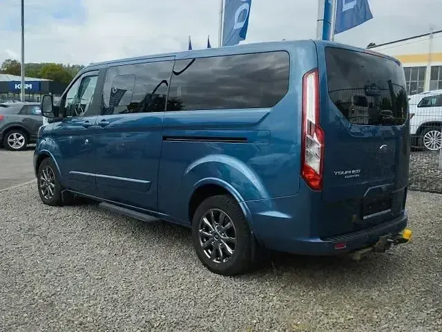 Gebraucht Ford Tourneo Custom Titanium 185 PS (136 kW) 2021 Blau Van