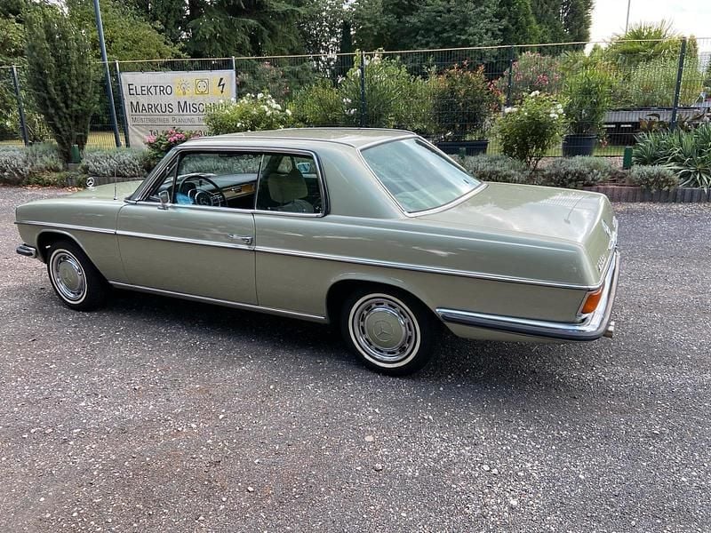 Gebraucht Mercedes 280 110 PS (80 kW) 1974 Grün Coupé