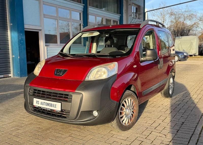 Gebraucht Peugeot Bipper Basis 73 PS (53 kW) 2010 Rot Van / Kleinbus