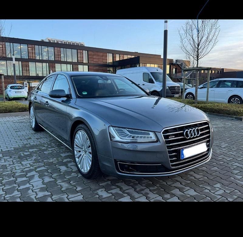 Second-hand Audi A8 258 CP (189 kW) 2014 Gri Berlinǎ