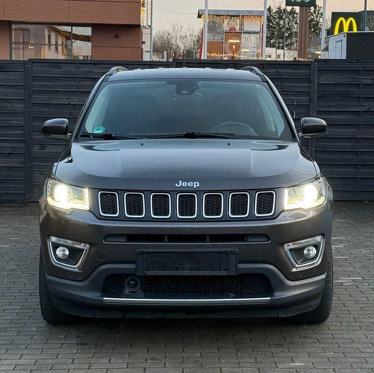 Second-hand Jeep Compass Limited 140 CP (102 kW) 2017 Gri SUV