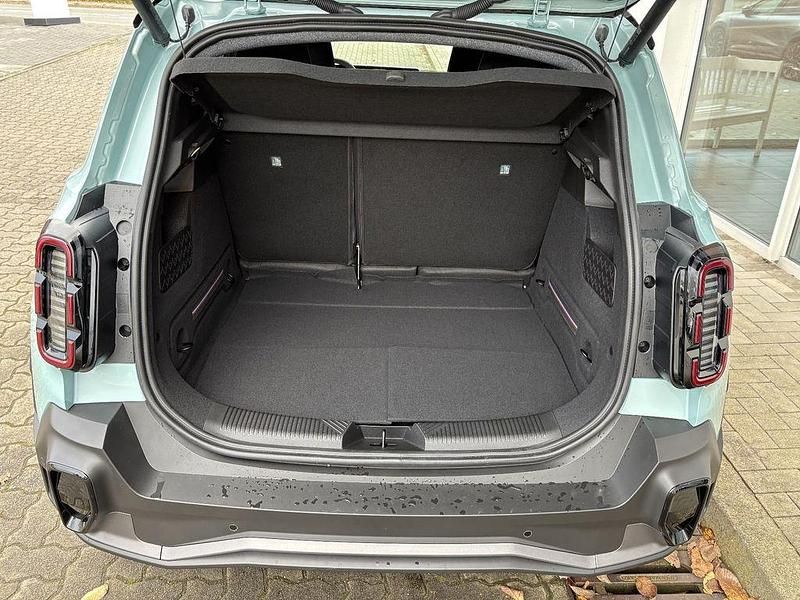 Neu Renault 4 E-Tech Komfort 77 kW (106 PS) 2026 Grün SUV