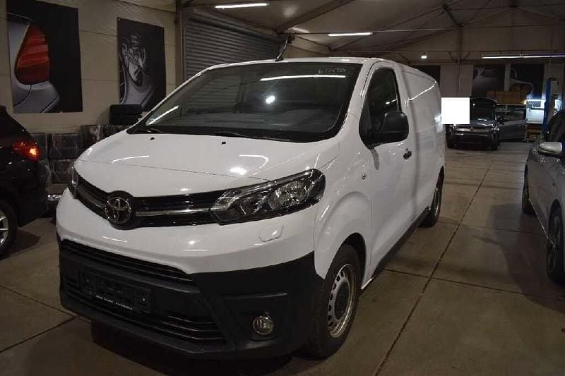 Gebraucht Toyota Proace 120 PS (88 kW) 2023 Weiß Van / Kleinbus