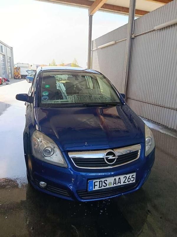 Gebraucht Opel Zafira 120 PS (88 kW) 2007 Van / Kleinbus