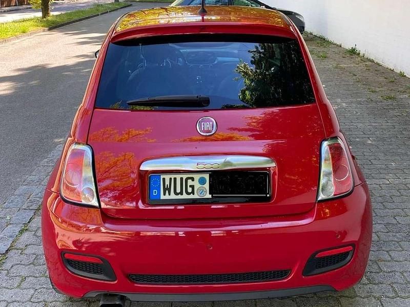 Rot Gebraucht 2013 Fiat 500 Limousine | 5.550 € (Fairer Preis) - Bild 1/4