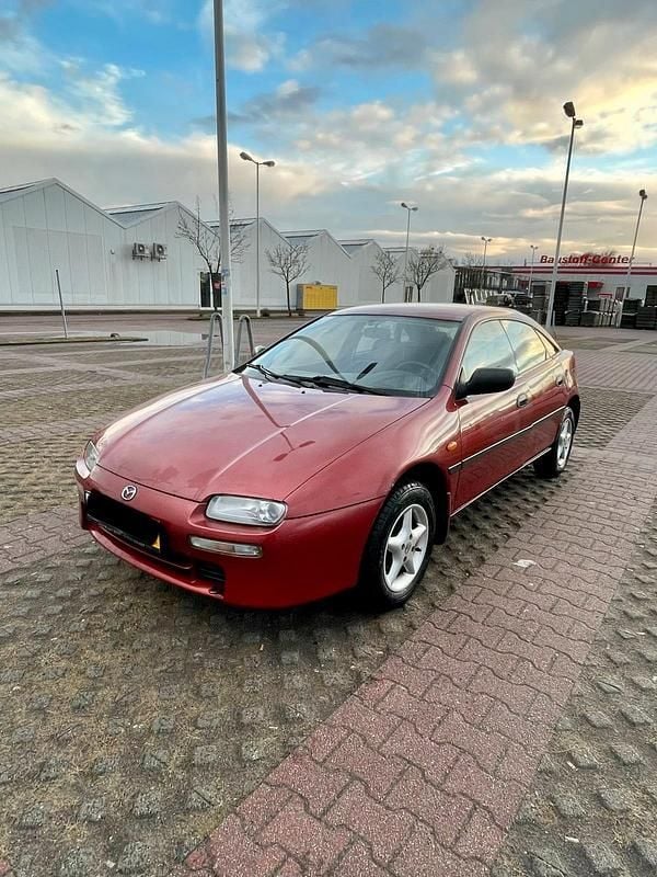 Gebraucht Mazda 323F 88 PS (64 kW) 1998 Rot Limousine