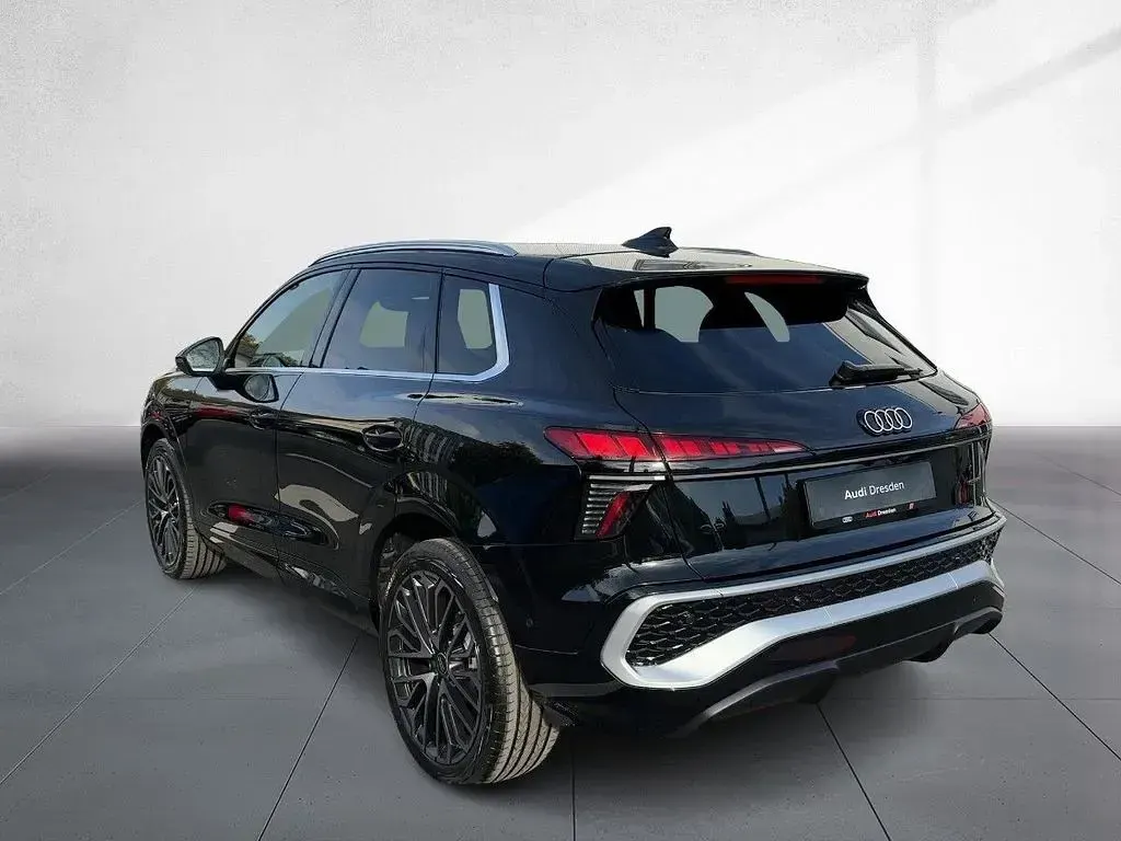 Neu Audi Q3 S-Line 265 PS (194 kW) 2026 Mythosschwarz metallic SUV