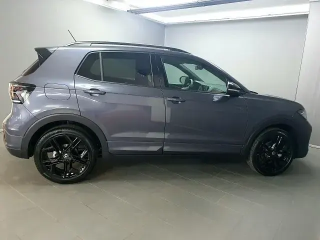 Gebraucht VW T-Cross R-line 116 PS (85 kW) 2026 Grau SUV