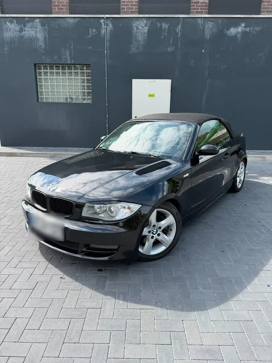 Gebraucht BMW 123 Cabriolet 204 PS (150 kW) 2009 Schwarz Cabrio